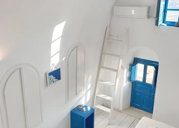 Kalleni Santorini Lägenhet Emporio (Santorini)