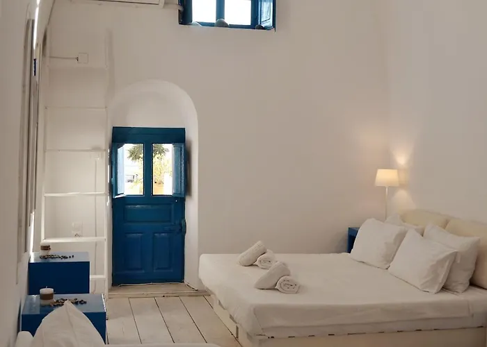 Kalleni Santorini Lägenhet Emporio (Santorini)