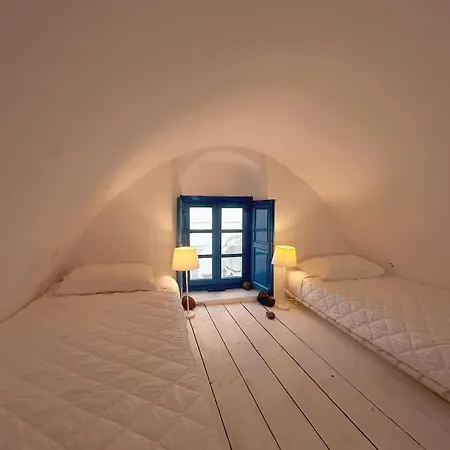 公寓 Kalleni Santorini Emporio (Santorini)
