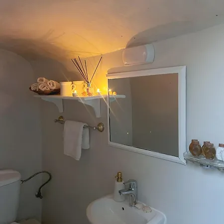 公寓 Kalleni Santorini Emporio (Santorini)