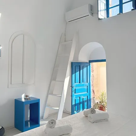 شقة Kalleni Santorini