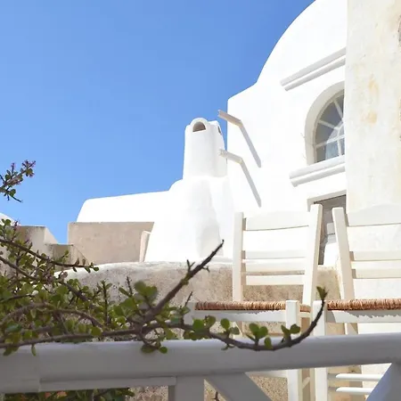 Kalleni Santorini Apartman Emborió