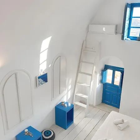 Kalleni Santorini Apartman Emborió